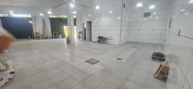 Ponto Comercial para alugar, 130m² no Caiçara, Praia Grande