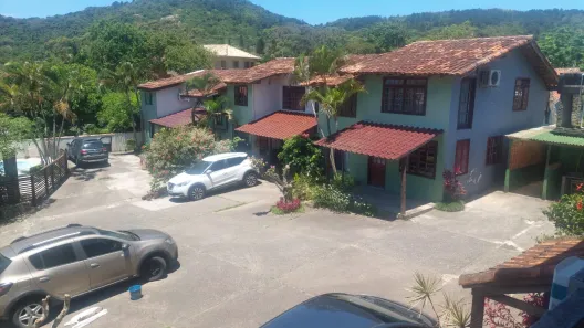 Prédio Residencial com 5 Quartos à venda, 530m² no Lagoa da Conceição, Florianópolis