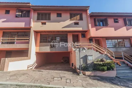 Casa de Condomínio com 3 Quartos à venda, 280m² no Menino Deus, Porto Alegre