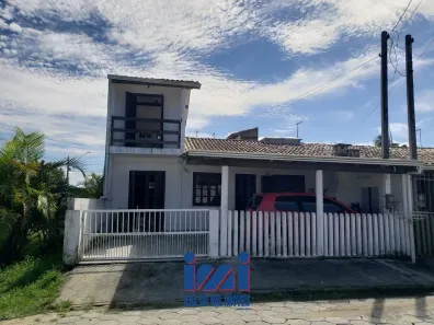 Casa com 3 Quartos à venda, 70m² no Arco-Íris, Matinhos