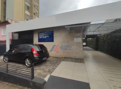 Imóvel Comercial com 7 Quartos à venda, 230m² no Centro, Londrina