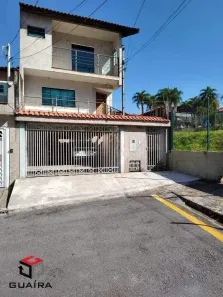 Sobrado com 3 Quartos à venda, 220m² no Nova Petrópolis, São Bernardo do Campo