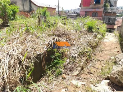 Lote/Terreno à venda, 394m² no Santa Cruz, Belo Horizonte
