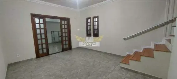 Sobrado com 4 Quartos à venda, 217m² no Silveira, Santo André