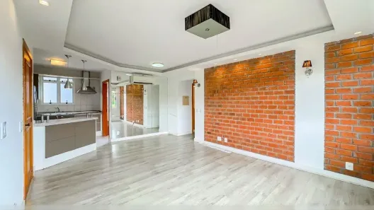 Apartamento com 2 Quartos à venda, 75m² no Vila Ipiranga, Porto Alegre
