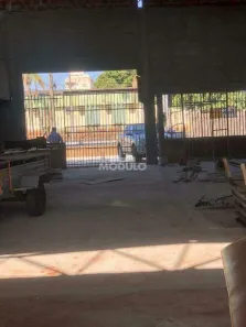 Ponto Comercial para alugar, 700m² no Bom Jesus, Uberlândia