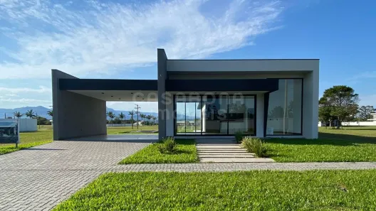 Casa com 3 Quartos à venda, 157m² no Parque das Figueiras, Arroio do Sal