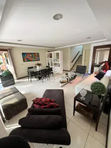 Casa de Condomínio com 3 Quartos para alugar, 192m² no Badu, Niterói