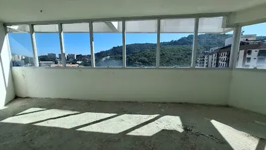 Sala Comercial à venda, 31m² no Santa Rosa, Niterói