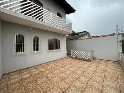 Sobrado com 3 Quartos à venda, 135m² no Jardim D'Abril, Osasco