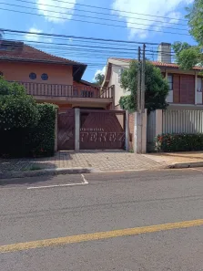 Casa com 4 Quartos à venda, 360m² no Lago Parque, Londrina