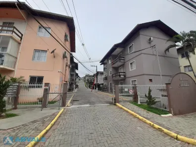 Apartamento com 2 Quartos para alugar, 62m² no Velha Central, Blumenau