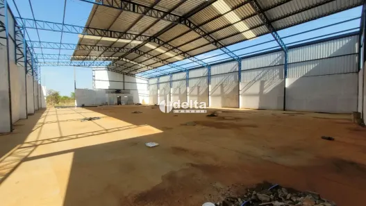 Ponto Comercial à venda, 1000m² no Morumbi, Uberlândia