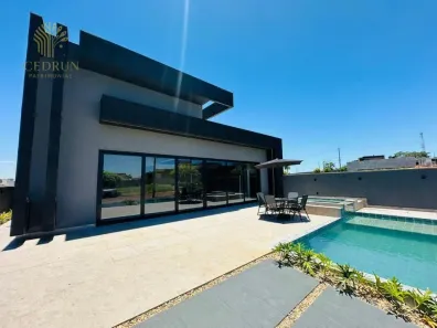 Casa de Condomínio com 4 Quartos à venda, 250m² no Centro, Porto Rico