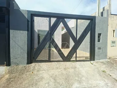 Casa com 2 Quartos para alugar, 80m² no Parque das Vivendas, Marília