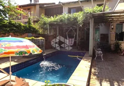 Casa com 4 Quartos à venda, 345m² no Jardim Itu, Porto Alegre