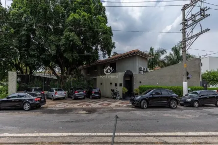 Sobrado com 13 Quartos à venda, 434m² no Vila Nova Conceição, São Paulo