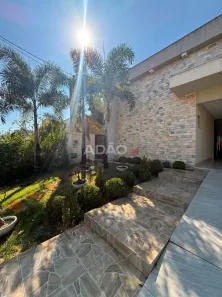 Casa de Condomínio com 3 Quartos à venda, 155m² no Residencial Parqville Jacarandá, Aparecida de Goiânia