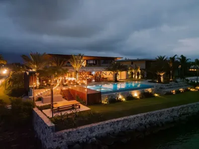 Casa de Condomínio com 8 Quartos à venda, 1300m² no Bracuí (Cunhambebe), Angra dos Reis