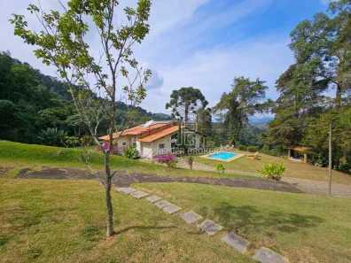 Fazenda/Sítio com 5 Quartos à venda, 1000m² no Colônia Alpina, Teresópolis