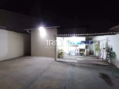 Casa com 3 Quartos à venda, 100m² no Jardim Europa, Uberlândia