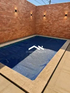 Casa com 3 Quartos à venda, 200m² no Mansour, Uberlândia