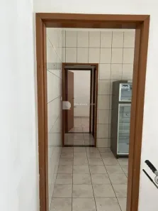 Casa com 2 Quartos para alugar, 100m² no Jardim Santa Maria, Jacareí