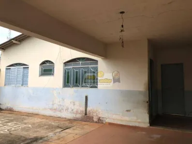 Casa com 4 Quartos à venda, 137m² no Santa Maria, Uberaba