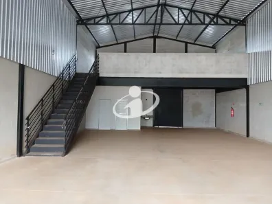 Galpão/Depósito/Armazém para alugar, 260m² no Alto Umuarama, Uberlândia