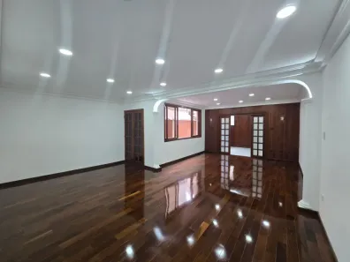 Casa com 5 Quartos à venda, 361m² no Belenzinho, São Paulo