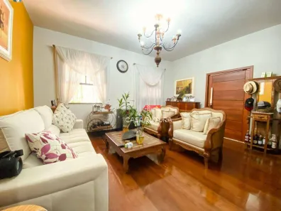 Casa com 3 Quartos à venda, 256m² no Barreira Cravo, Volta Redonda