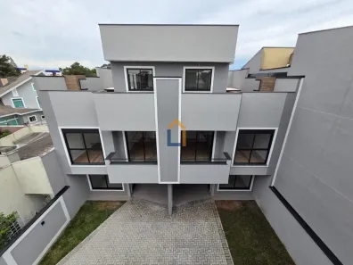 Sobrado com 3 Quartos à venda, 135m² no Xaxim, Curitiba