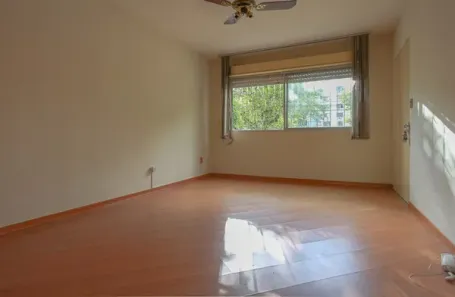 Apartamento com 1 Quarto para alugar, 42m² no Jardim Itu, Porto Alegre
