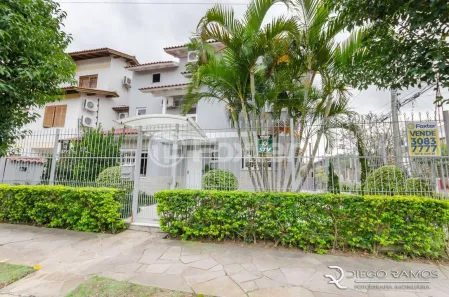 Casa com 3 Quartos à venda, 180m² no Espírito Santo, Porto Alegre