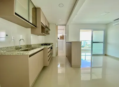 Apartamento com 2 Quartos para alugar, 68m² no Embaré, Santos