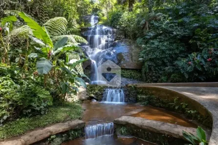 Casa com 5 Quartos à venda, 559m² no Araras, Petrópolis