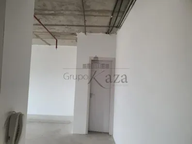 Sala Comercial à venda, 34m² no Parque Residencial Aquarius, São José dos Campos