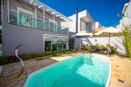 Casa de Condomínio com 3 Quartos para venda ou aluguel, 201m² no Paisagem Renoir, Cotia
