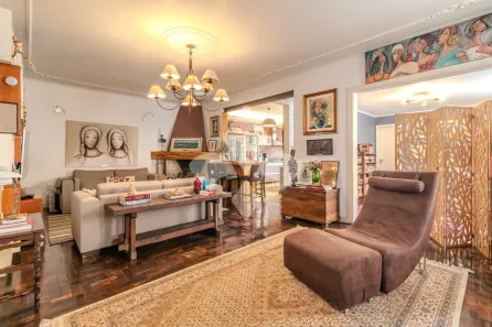 Casa com 3 Quartos à venda, 357m² no Rio Branco, Porto Alegre