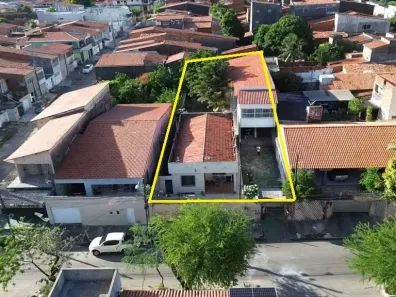 Sobrado com 9 Quartos à venda, 450m² no Olavo Oliveira, Fortaleza