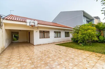 Casa com 3 Quartos à venda, 125m² no Cajuru, Curitiba
