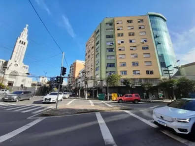 Ponto Comercial para alugar, 176m² no São Pelegrino, Caxias do Sul