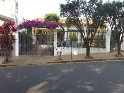 Casa com 3 Quartos à venda, 200m² no Jardim Cardinalli, São Carlos