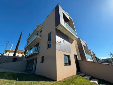 Casa com 3 Quartos à venda, 160m² no Centro, Campo Largo