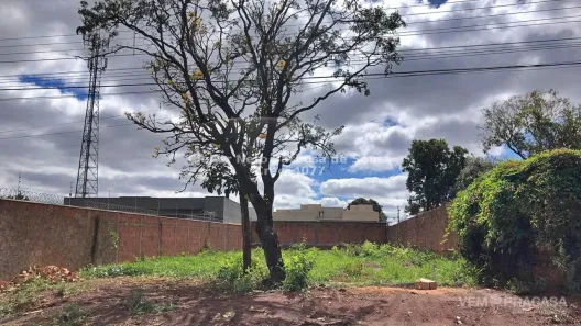 Lote/Terreno à venda, 612m² no Rita Vieira, Campo Grande