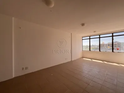 Sala Comercial à venda, 33m² no São Geraldo, Porto Alegre