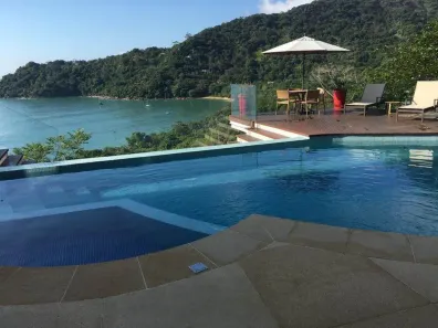 Casa de Condomínio com 4 Quartos à venda, 500m² no Ubatuba, Ubatuba