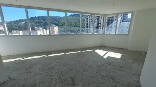 Sala Comercial à venda, 29m² no Santa Rosa, Niterói