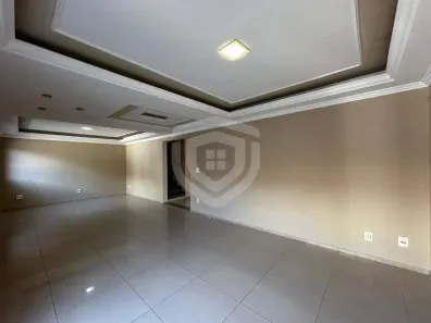 Casa com 4 Quartos para alugar, 240m² no Parque Jardim Europa, Bauru