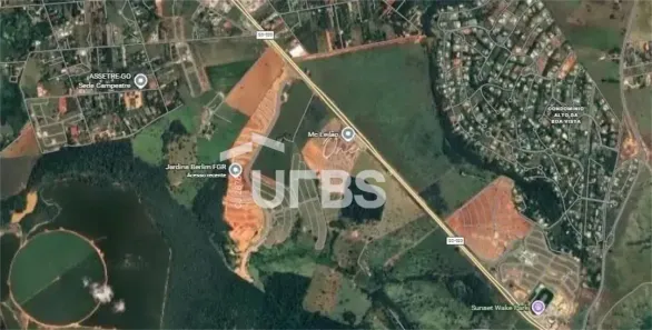 Casa de Condomínio com 3 Quartos à venda, 100m² no Jardins Berlim, Senador Canedo